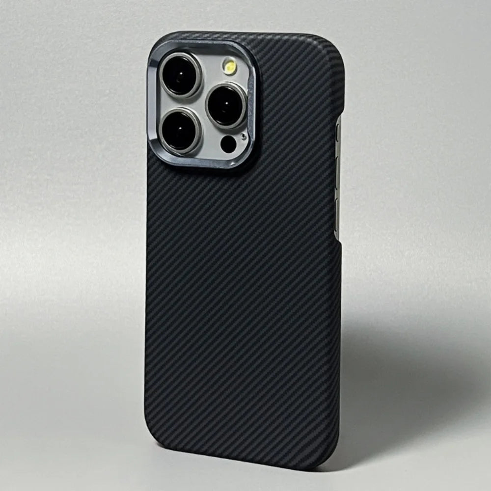 Kevlar Carbon Fiber iPhone 16 Case – Black
